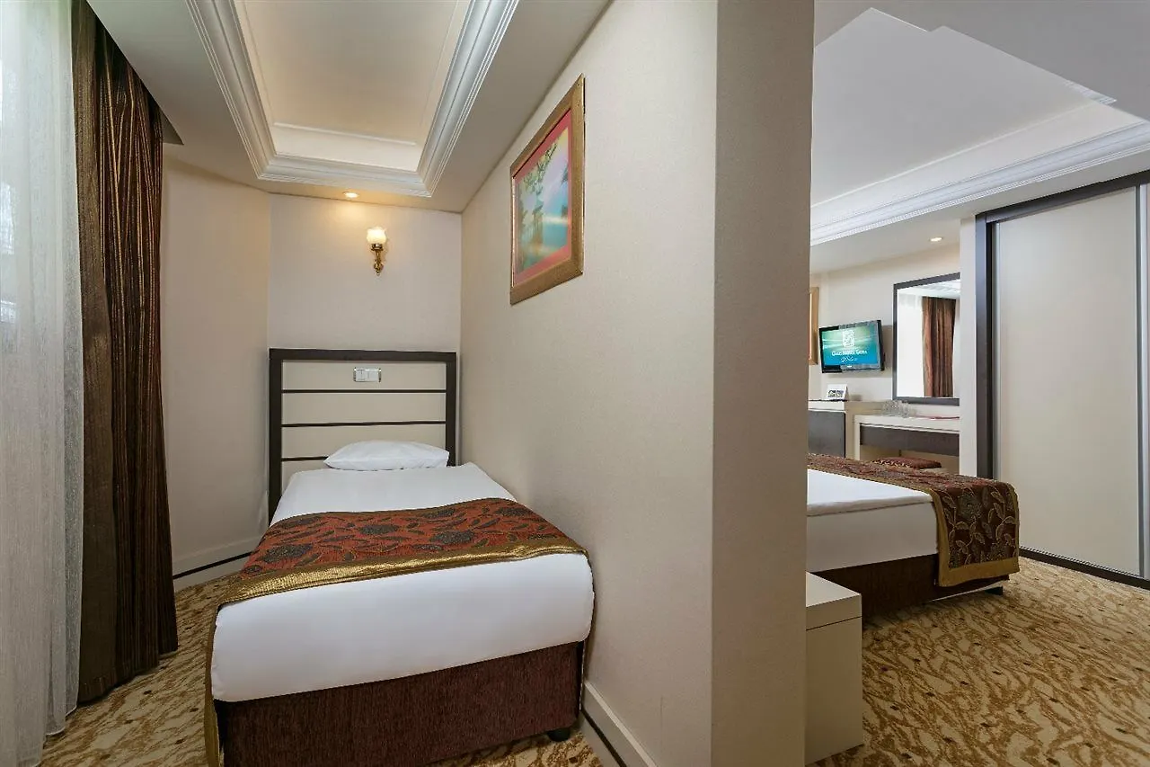 *****  Club Hotel Sera Antalya Turcia